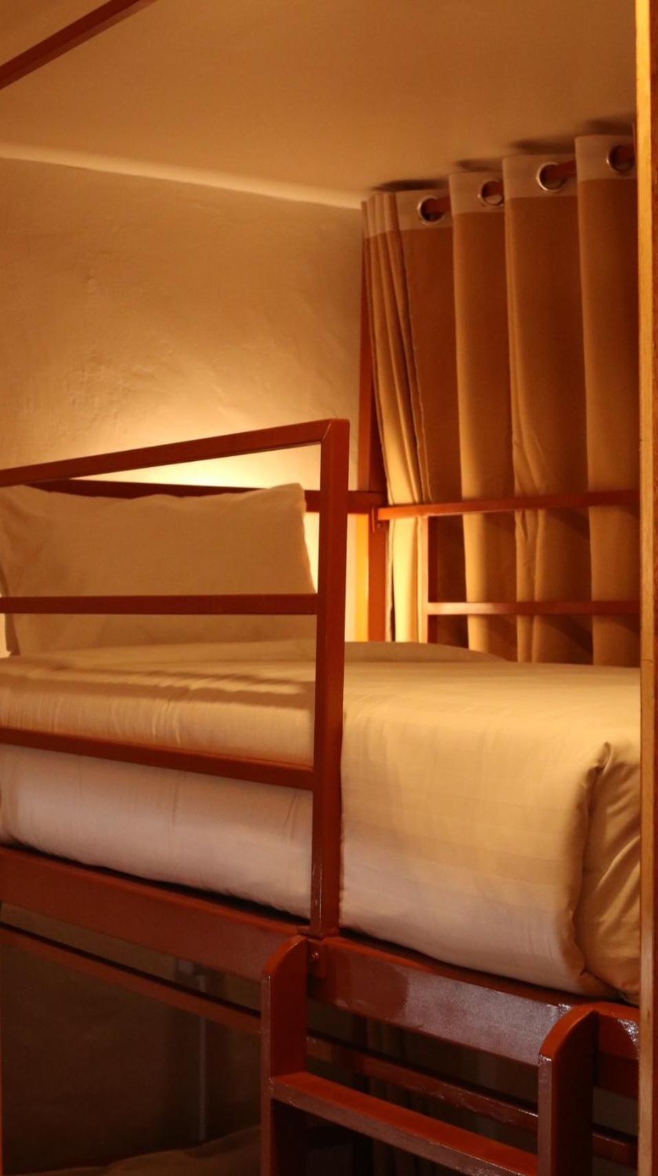 Ubox Samui Hostel - Chaweng Beach Exterior photo
